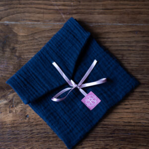 Látková taštička na bambusové kalhotky tmavě modrý mušelín