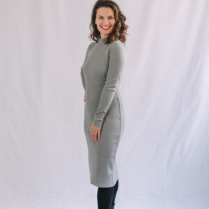 Šaty Laura ze silnějšího žebrovaného úpletu šedý melír Velikost: XL