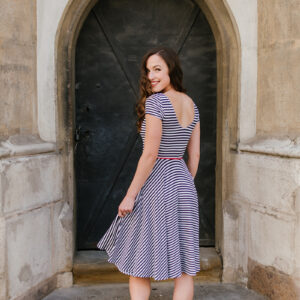 Šaty Osudová Dorothea s kr. rukávem