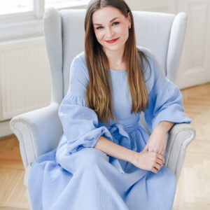 Mušelínové šaty Coco nebesky modré Velikost: L