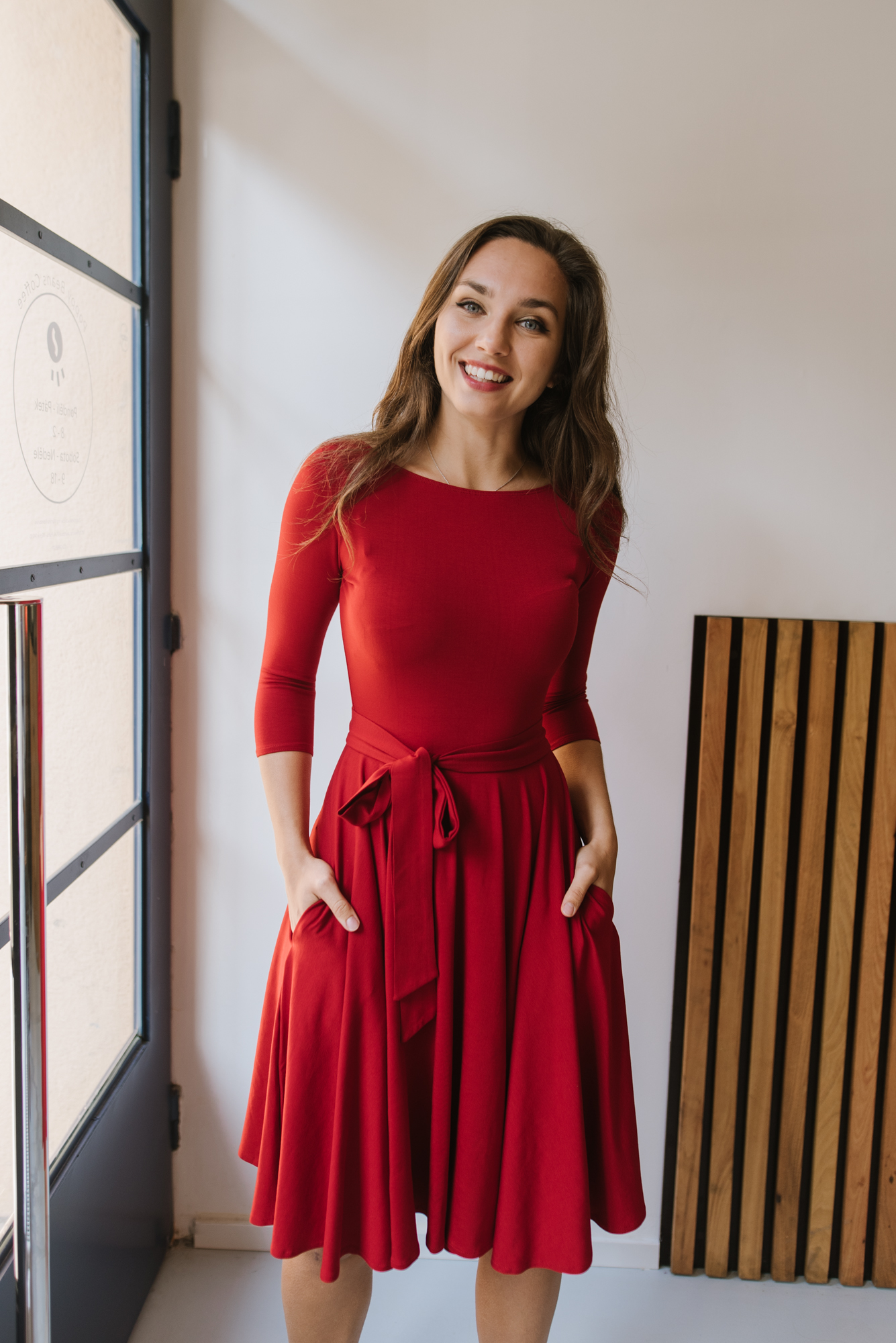 Šaty Osudová Amabile s 3/4 rukávem