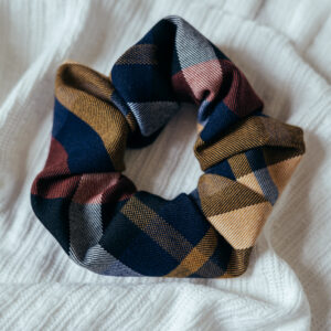 Tartanová gumička scrunchie modro-červeno-hořčicová