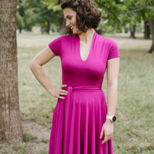 Šaty Osudová Odetta s kr. rukávem