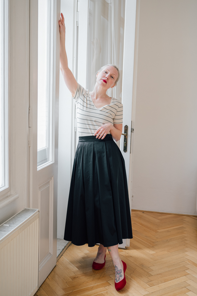 Sukně Marion černá Velikost: M