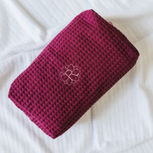 Wafflová kosmetická taštička vínová