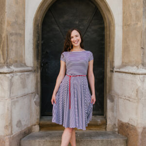 Šaty Osudová Amabile s kr. rukávem