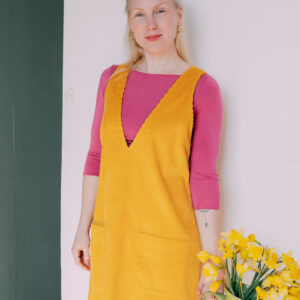 Manšestrové šaty Dina žluté Velikost: M