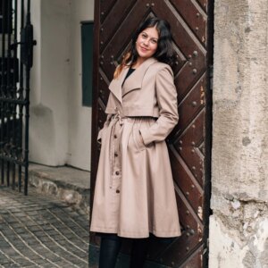 Trenčkot Heda béžový Velikost: S