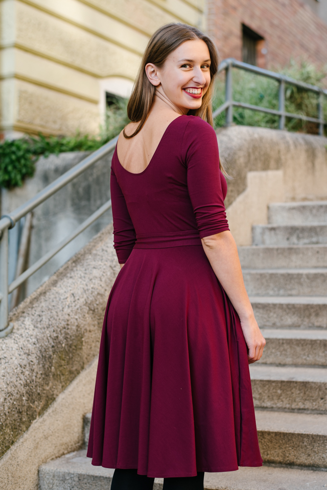 Šaty Osudová Dorothea s 3/4 rukávem