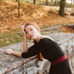 Šaty Osudová Rozálie s 3/4 rukávem