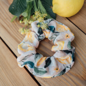 Mušelínová gumička scrunchie Citrony