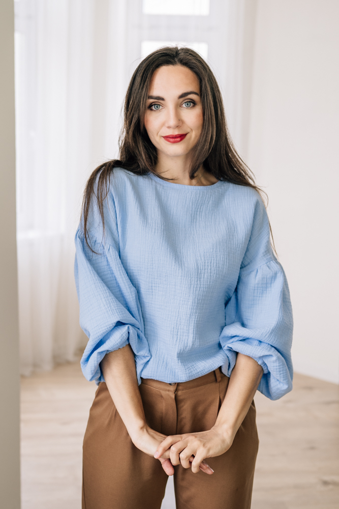Mušelínová halenka Coco nebesky modrá Velikost: XL