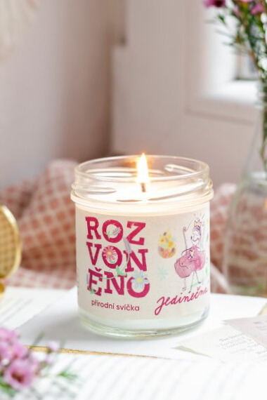 Rozvoněno Rozvoněno: Jedinečná maminka - přírodní svíčka s geránií