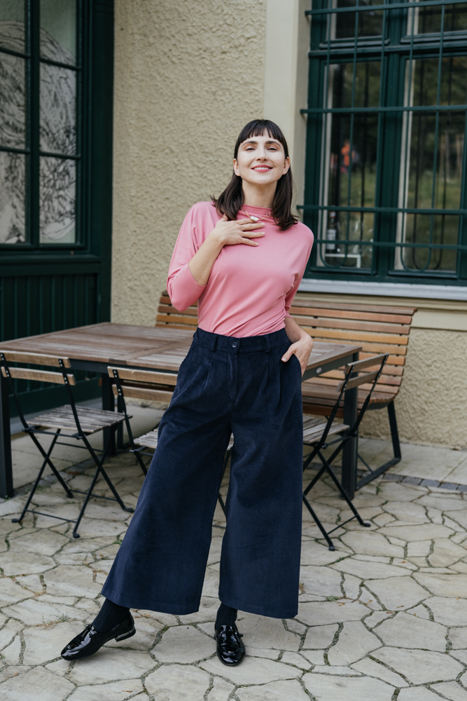 Culottes Michele silnější manšestr tmavě modrý Velikost: XL