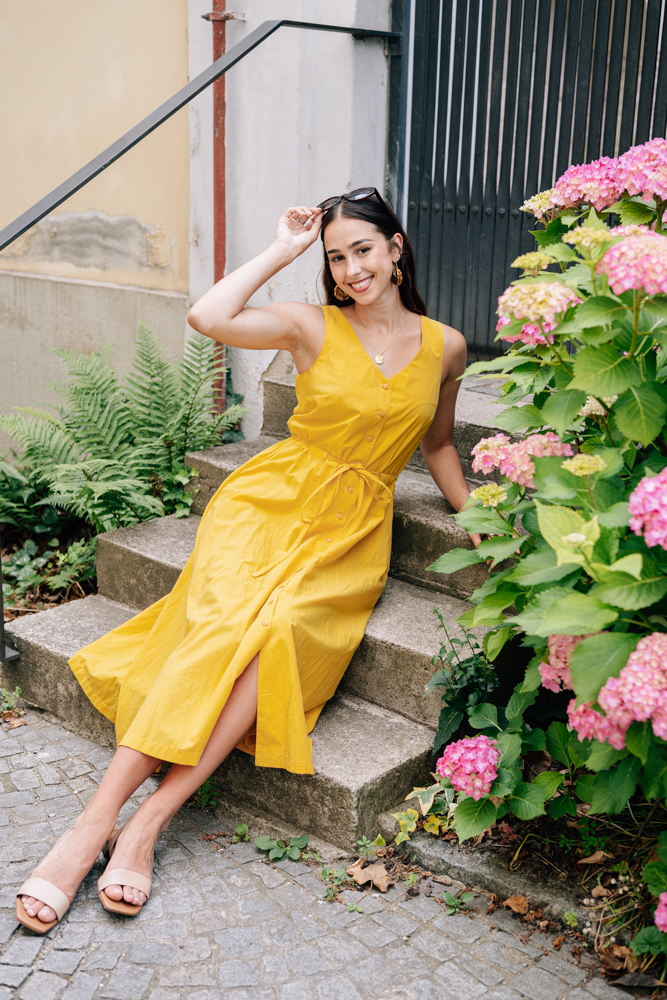 Letní šaty Caroline žluté Velikost: XL