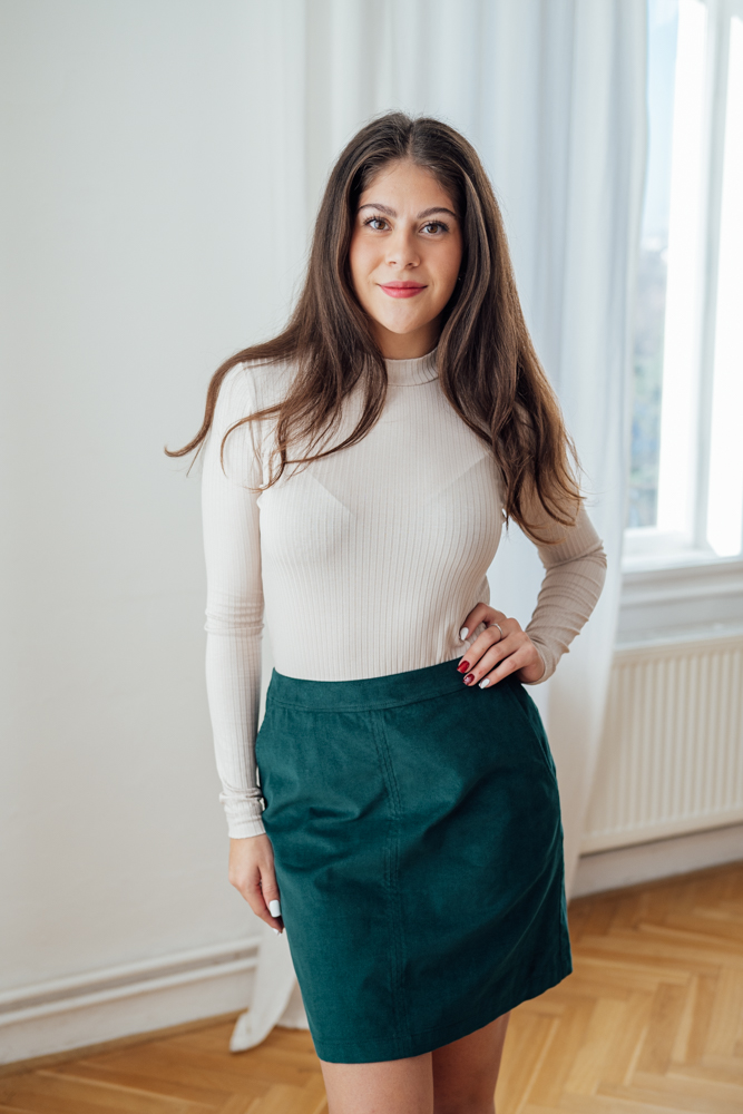 Manšestrová sukně Nora tmavě zelená Velikost: L