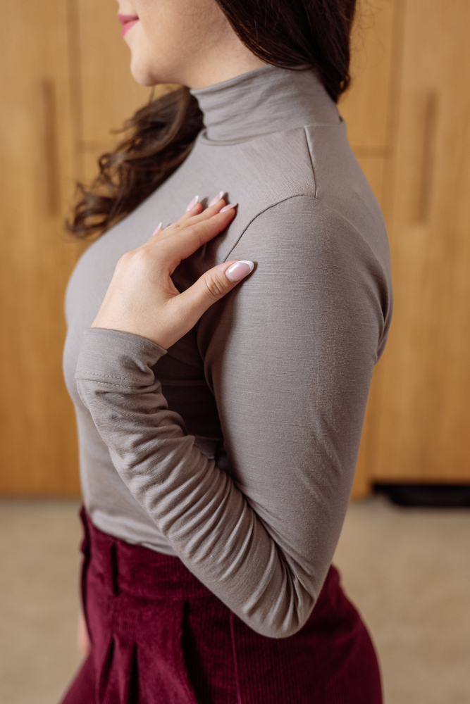 Merino rolák Astrid s dl. rukávem světle hnědý Velikost: XL